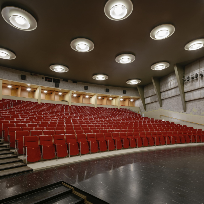 ����� Amos Rex � Tuomas Uusheimo