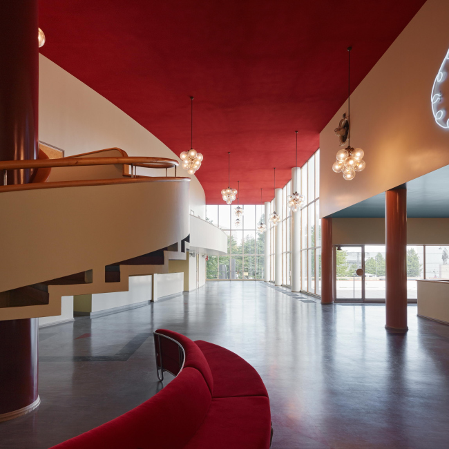 ����� Amos Rex � Tuomas Uusheimo