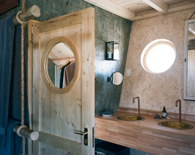 ����� Shipwreck Lodge. ���������� � Michael Turek. ������������� Nina Maritz Architects