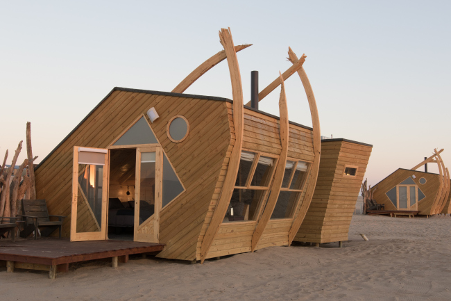 ����� Shipwreck Lodge. ���������� � Michael Turek. ������������� Nina Maritz Architects