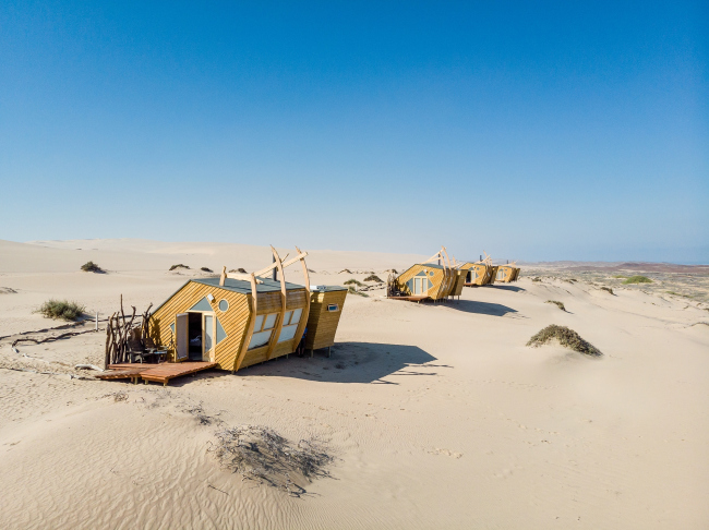 ����� Shipwreck Lodge. ���������� � Shawn van Eeden. ������������� Nina Maritz Architects