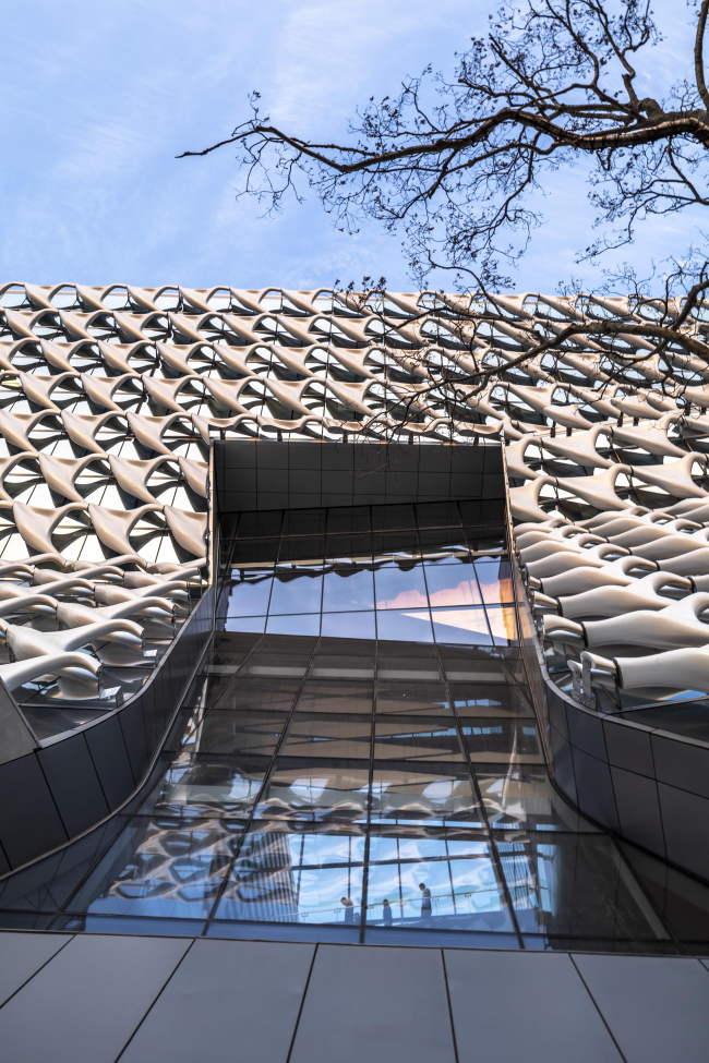 �������� Kolon One & Only Tower. ���� � Jasmine Park, ������������� Morphosis Architects