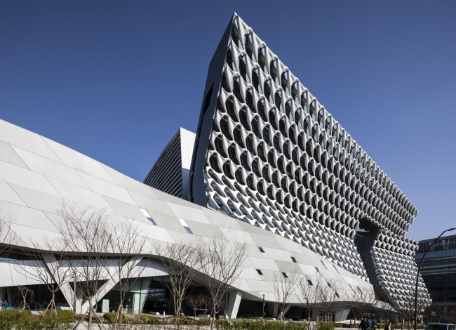 �������� Kolon One & Only Tower. ���� � Jasmine Park, ������������� Morphosis Architects