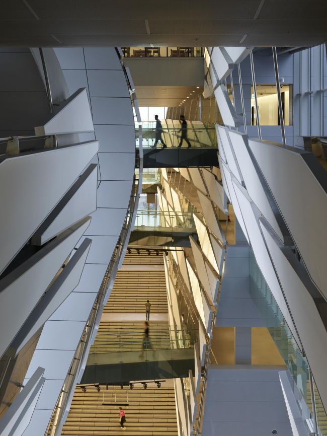 �������� Kolon One & Only Tower. ���� � Roland Halbe, ������������� Morphosis Architects