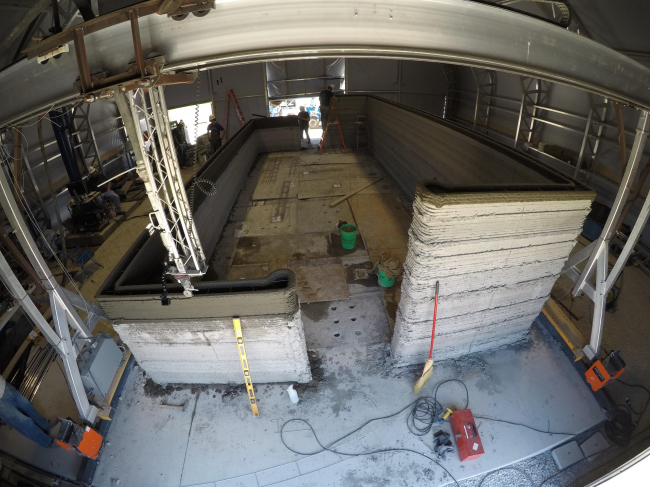 ������ Automated Construction of Expeditionary Structures. ���������� � Mike Jazdyk � ����� erdc.usace.army.mil