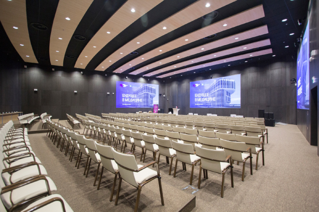 International Medical Cluster in Skolkovo. The Diagnostic Unit. The conference hall. Photograph � Asadov Bureau, construction, 2018