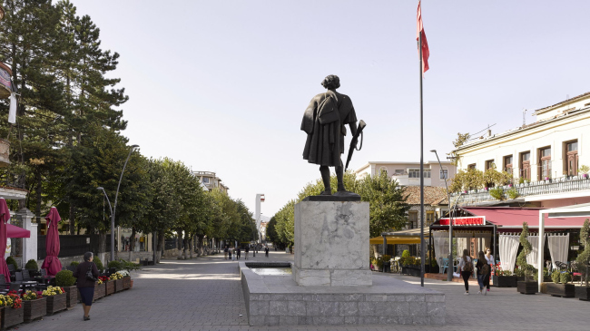 ������� ���-�����. ��� � ������� ����������� ������� �� ��������� ��������� ����� ������ ����� ������� (1931) ���� � Roman Mensing