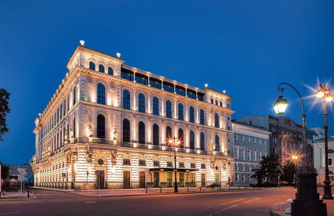 The hotel at the Ostrovsky Square � Evgeny Gerasimov & Partners