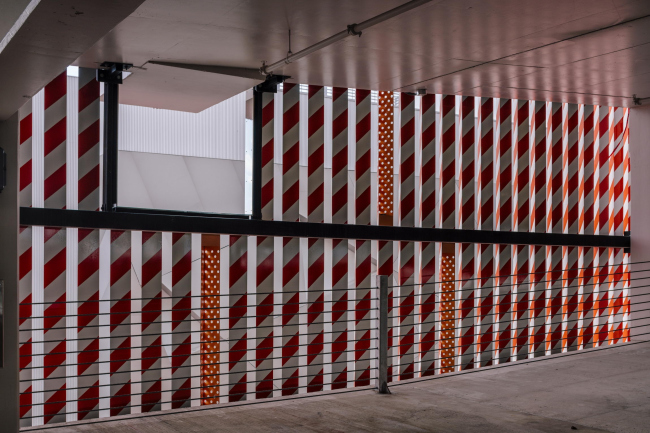 Museum Garage. ����� K/R. ���� � Miguel de Guzmán