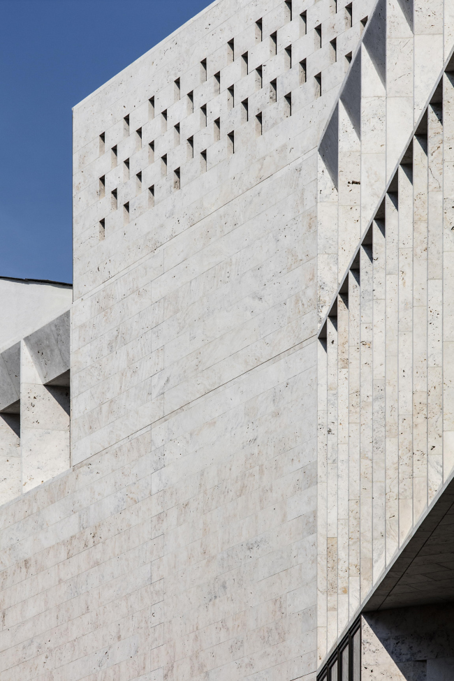 ������ ���������������������� ������������ � Tamás Bujnovszky