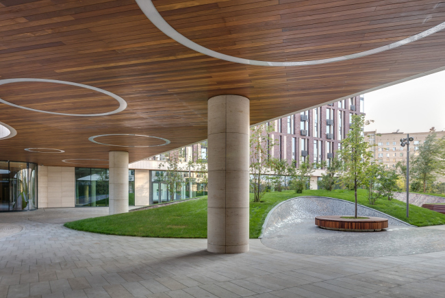 "Vorobyev Dom" residential complex. Photograph � ADM