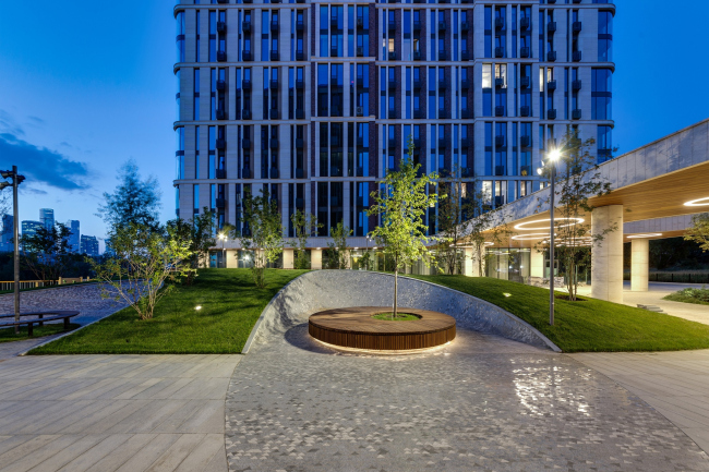 "Vorobyev Dom" residential complex. Photograph � ADM