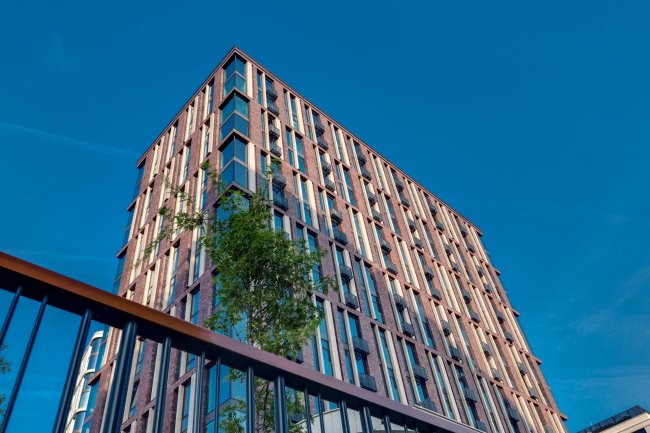 "Vorobyev Dom" residential complex. Photograph � ADM