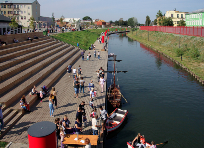 Reconstruction of the Upa River embankment, Tula. 2017-2018  WOWHAUS, Photograph: Julia Tarabarina, Archi.ru