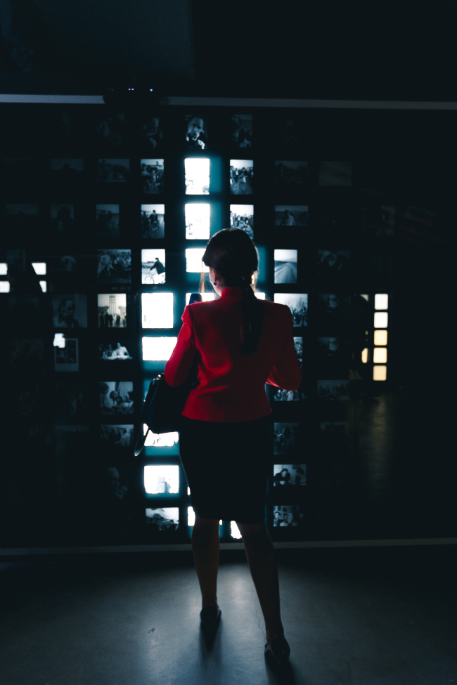 ���� � Intellectual Renaissance