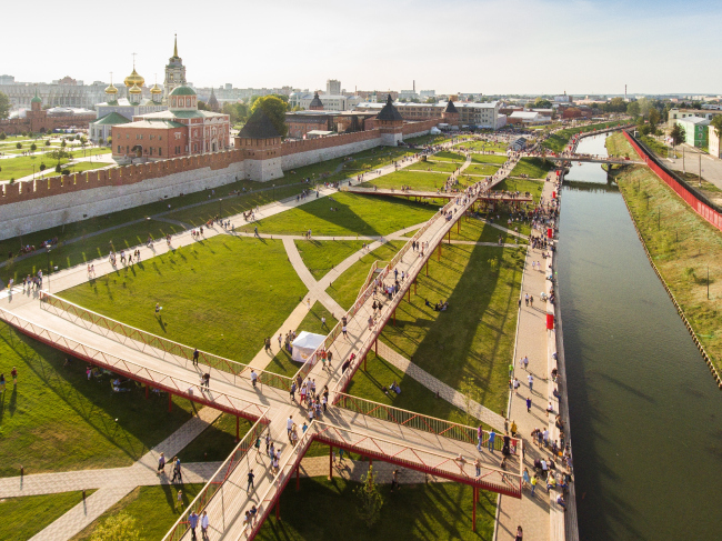 Reconstruction of the Upa River embankment, Tula. 2017-2018  WOWHAUS, Photograph  Oleg Leonov, Overhaul Department of Moscow