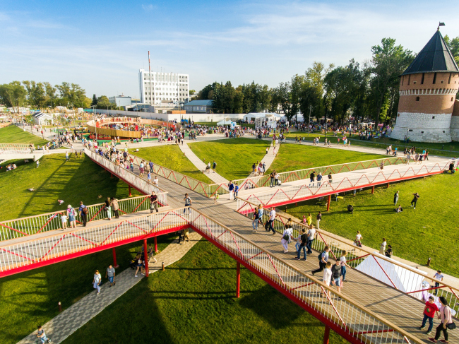 Reconstruction of the Upa River embankment, Tula. 2017-2018  WOWHAUS, Photograph  Oleg Leonov, Overhaul Department of Moscow