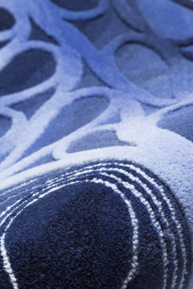 ��������� RE/Form (Ribbons). ����������� ������������� Zaha Hadid Design