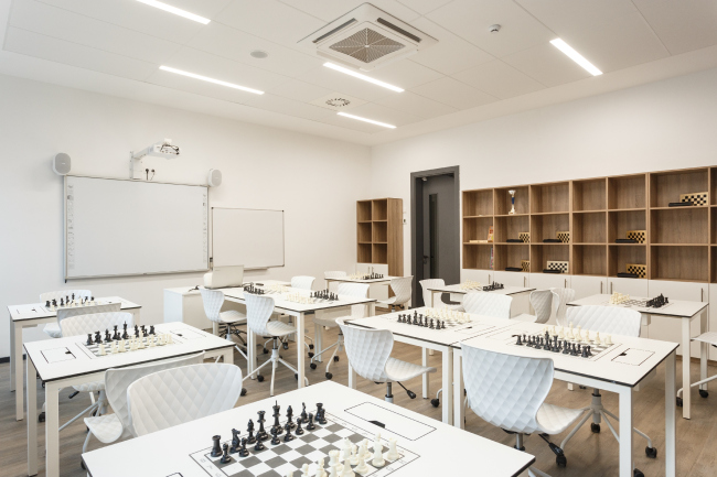 Gymnasium A+, construction � Archimatika. Photograph � Alexander Angelovsky