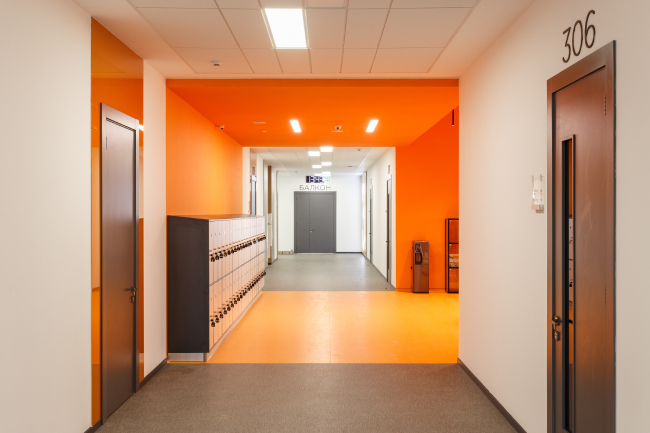 Gymnasium A+, construction � Archimatika. Photograph � Alexander Angelovsky