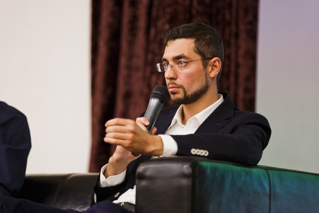 Олег Манов, архитектор, руководитель бюро «FUTURA ARCHITECTS», Санкт-Петербург. Фотография предоставлена «Открытым городом» Олег Манов, архитектор, руководитель бюро «FUTURA ARCHITECTS», Санкт-Петербург. Фотография предоставлена «Открытым городом»