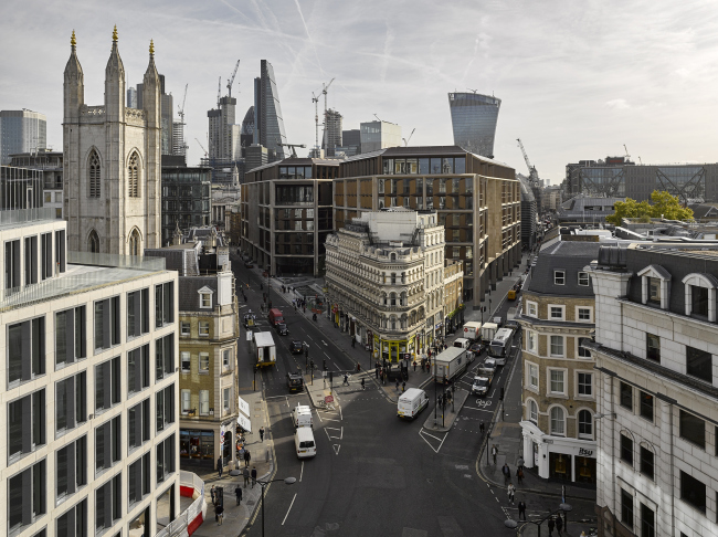 ����������� ����-�������� �������� Bloomberg � ������� � James Newton