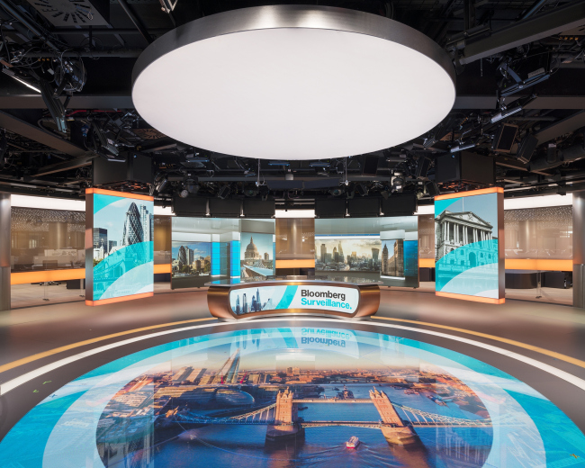 ����������� ����-�������� �������� Bloomberg � ������� � James Newton