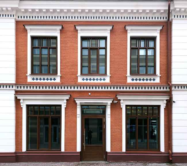 ASTRA housing complex and the reconstruction of Perm's shopping arcades of the XIX century. SYNCHROTECTURE  Provided by the architects