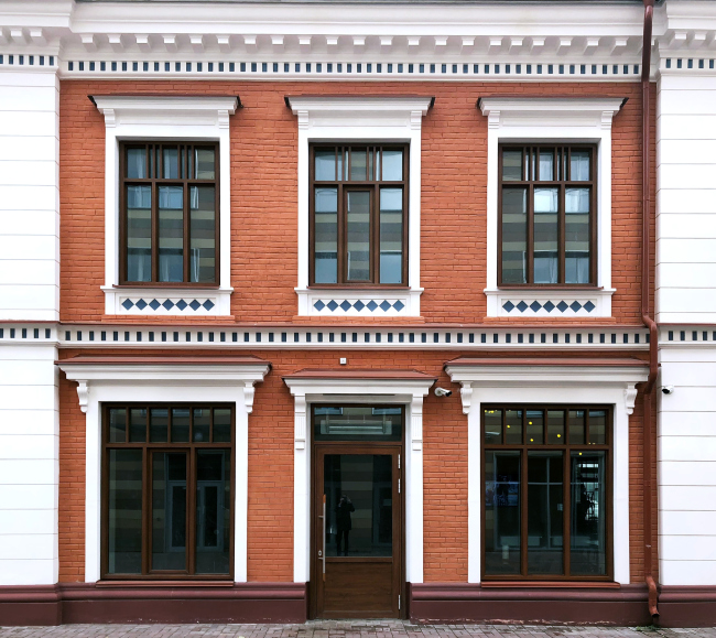 ASTRA housing complex and the reconstruction of Perm's shopping arcades of the XIX century. SYNCHROTECTURE  Provided by the architects