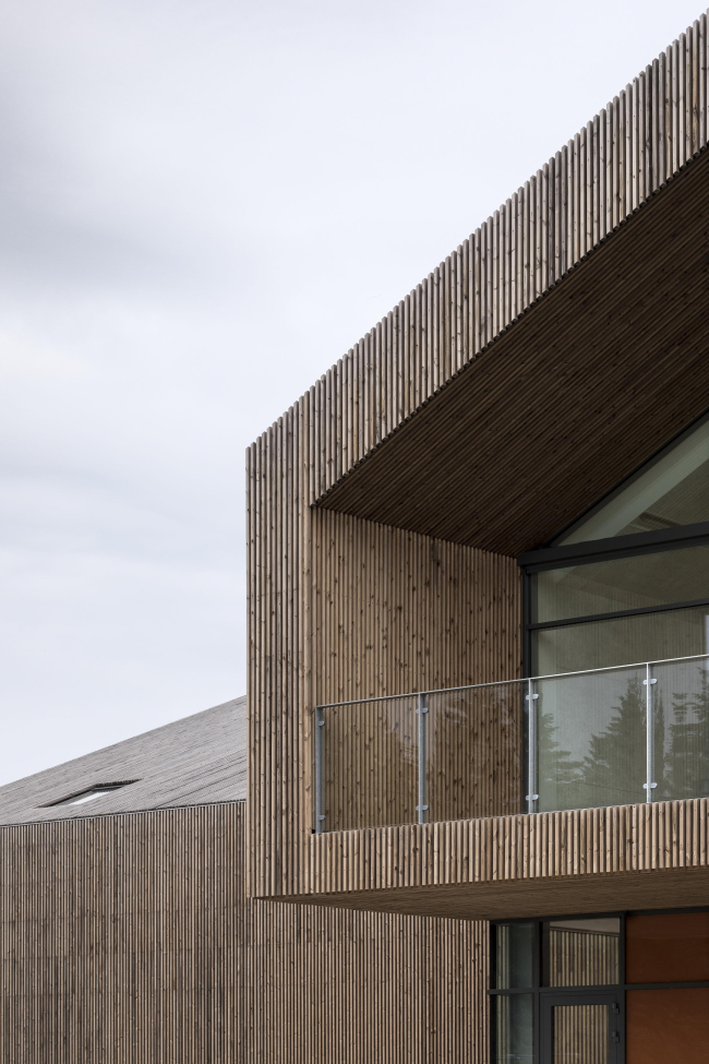 ������������ � ��������������� ����� Hjertet � Adam Mørk