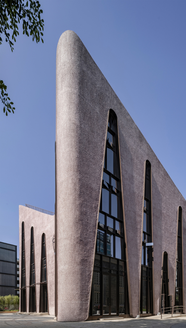 ������������ ������� � ������ � Shi Kai / INUCE