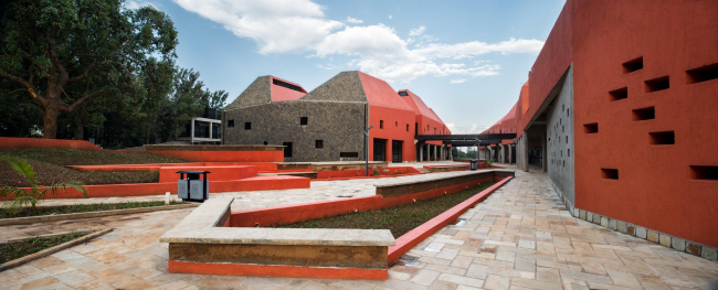 ��������� ����������� � �������������� ��������������. ���� � Jules Toulet