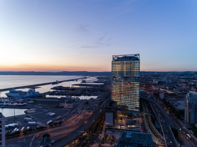 ����� La Marseillaise. ����: Stéphane ABOUDARAM | WE ARE CONTENT(S)