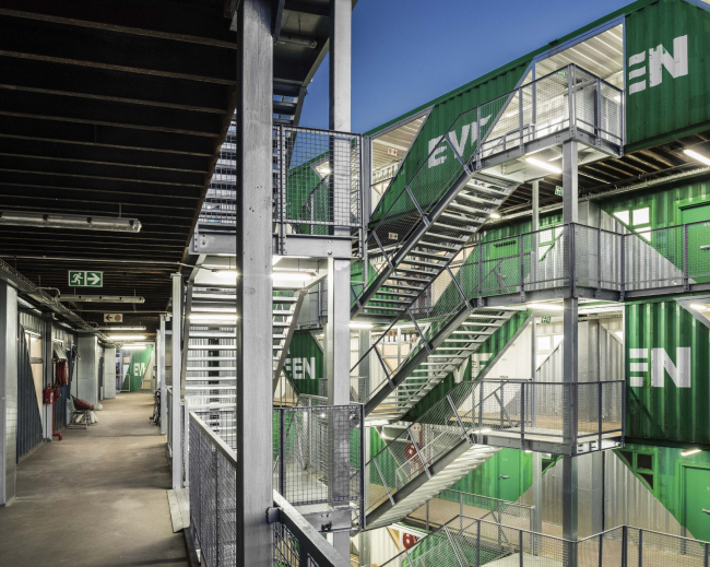 ����� �������� Drivelines Studios. ���������� � Dave Southwood. ������������� LOT-EK