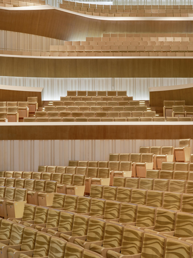 ����� ��������������� �������� ������. ���� � Ethan Lee