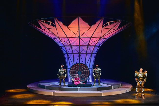 Stage design of �The Magic Flute� in �Helikon-Opera�. Production designers: Sergey Kuznetsov, Agnia Sterligova. Photograph � Sergey Krotov