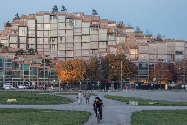 ����� �������� 79&PARK. ���� � Laurian Ghinitoiu