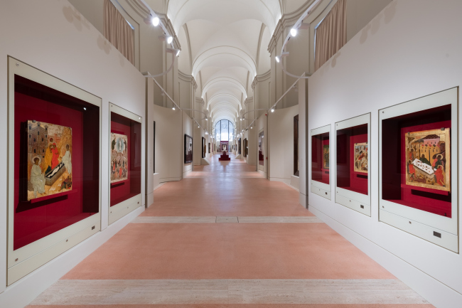 Pilgrimage of Russian Art. From Dionysius to Malevich. Vatican, Rome. Exposition design: Sergey Tchoban, Anna Sterligova (Planet 9). Photograph  Vasiliy Bulanov