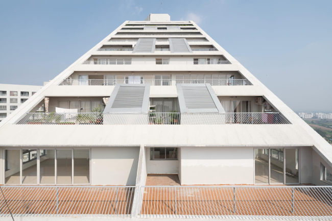 ����� ������ Future Towers � Ossip van Duivenbode