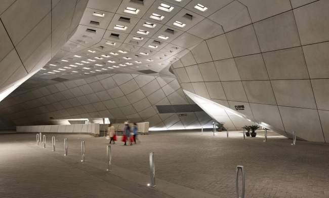 ���������� ������������� ��������� ���������� �����. ���� � Hufton+Crow