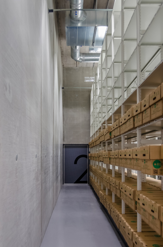 Nucleus, ����� ����������� ������� ���������� � �������� ��������, � ����. ���� � broad daylight ltd. ������������� RIAS