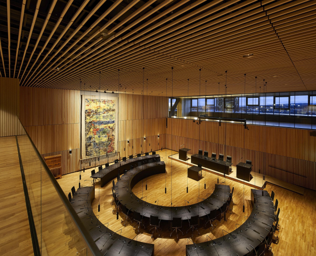 ������ ������. ���� � Hufton + Crow