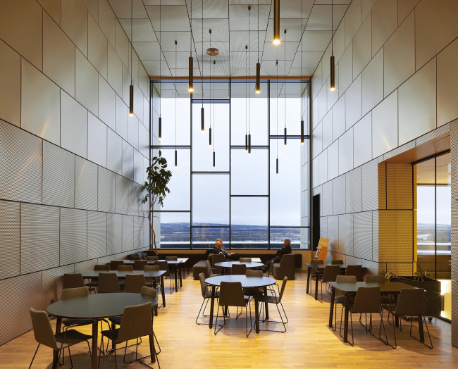 ������ ������. ���� � Hufton + Crow