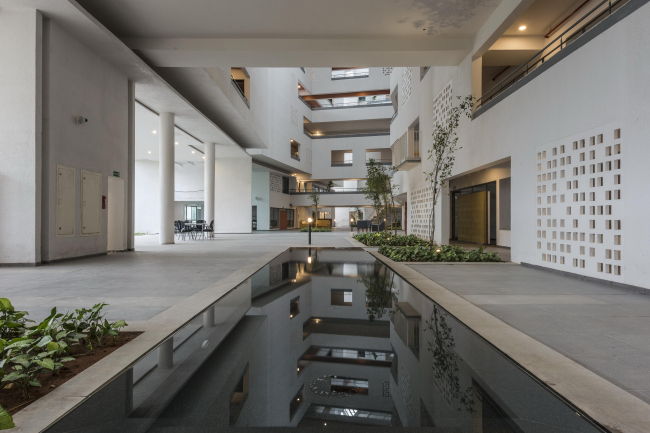 ����� ��� ������� ����� Parkside. ���� � PHX india / Mindspace