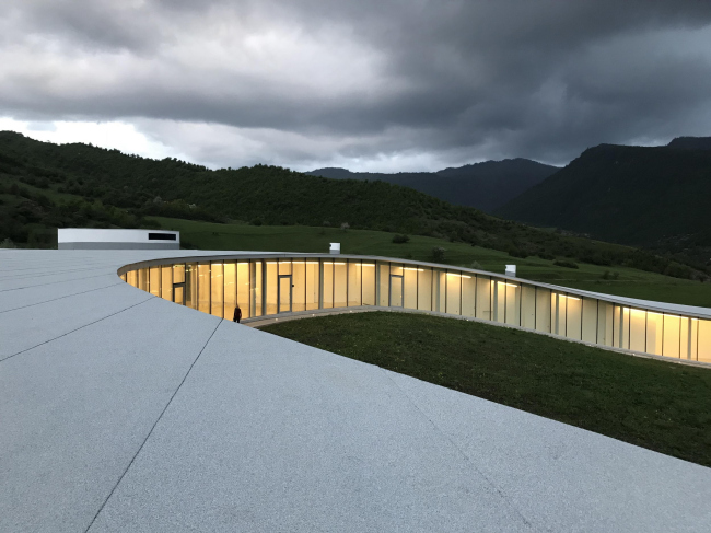 ����� ����� � ��������� ������� � Studio Paul Kaloustian