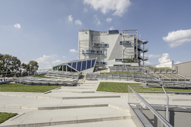 ������ ����������� � ���������� ������ ��� ����-�����-�����. ���� � Hertha Hurnaus