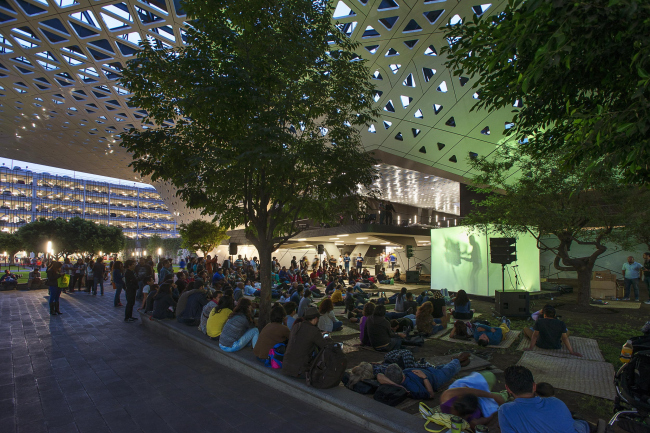 ������������ ��������� / Cineteca National. ����: Jaime Navarro, ������������� Rojkind Arquitectos