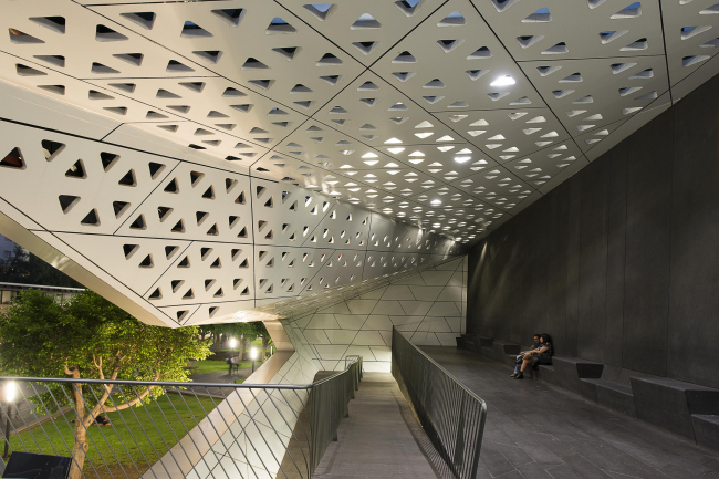 ������������ ��������� / Cineteca National. ����: Jaime Navarro, ������������� Rojkind Arquitectos
