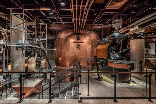 Starbucks Reserve Roastery (NY).   Matt Glac.  Starbucks  