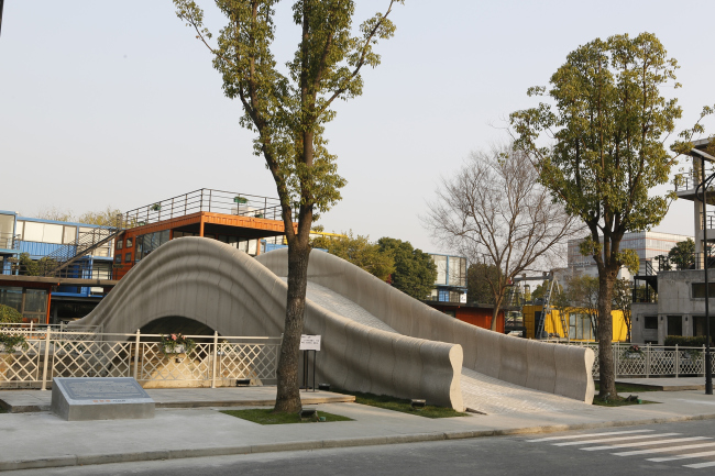 ���� � ������ � Tsinghua University (School of Architecture) � Zoina Land Joint Research Center for Digital Architecture (JCDA)